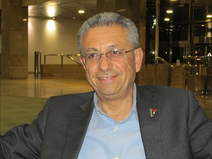 البرغوثي يدعو لتخفيض سن الترشح للمجلسين التشريعي والوطني