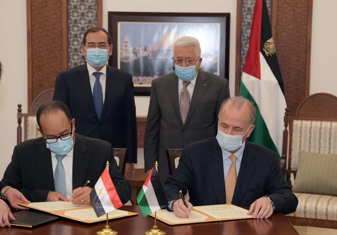 فلسطين ومصر توقعان مذكرة تفاهم لتطوير حقل غاز غزة