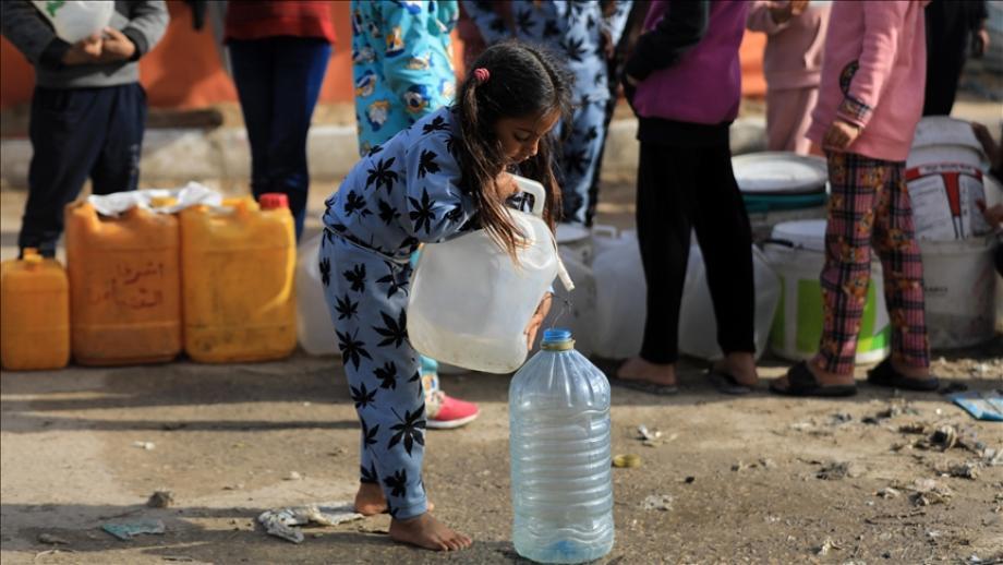 بعد استهداف بئر "ساحل 6".. بلدية دير البلح تُحذّر من كارثة بيبئية حقيقية