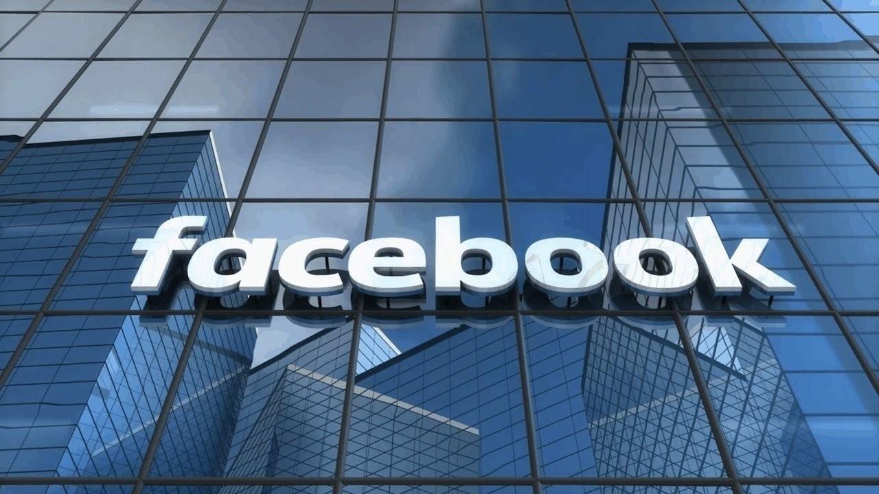 خلل يصيب فيسبوك وميتا تعلن عن حله