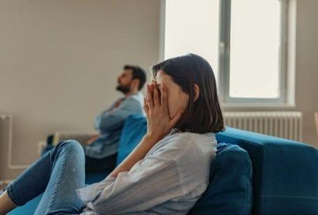 نصائح للتغلب على الضغوطات النفسية أثناء الحجر المنزلي