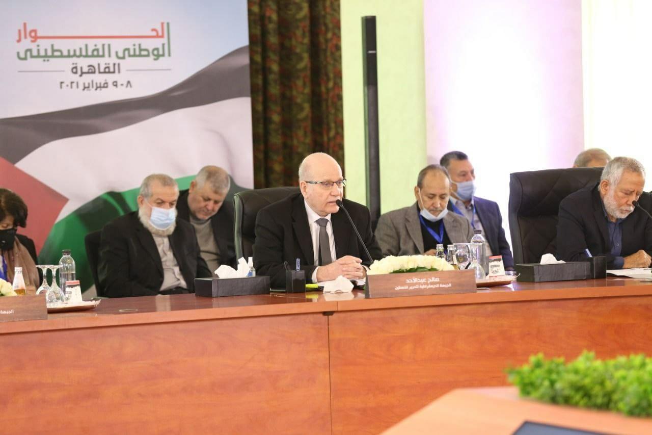 حماس: وفود الحوار الوطني لن تغادر القاهرة قبل التوصل إلى اتفاق