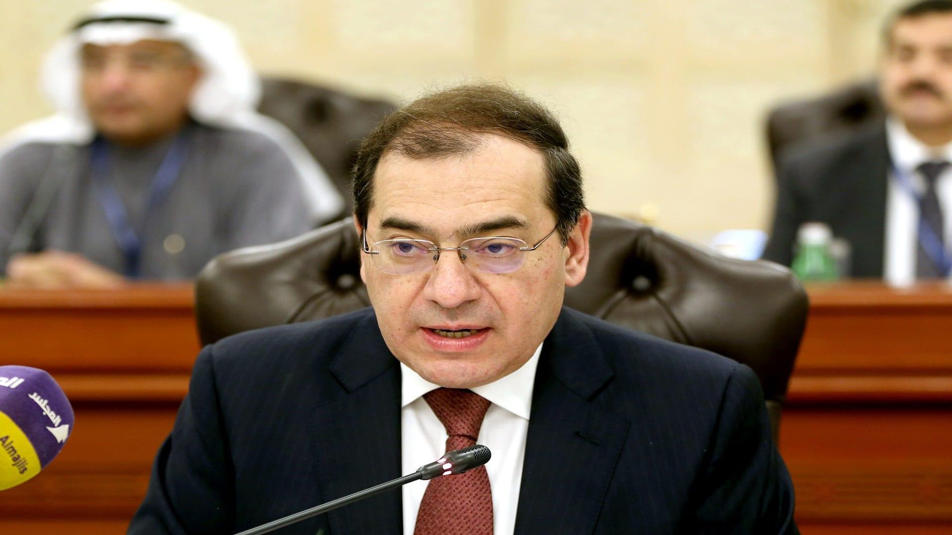 وزير الطاقة المصري يعرض نتائج زيارته لرام الله و"تل أبيب"