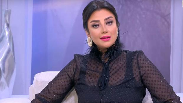 رضوى الشربيني تنقطع عن وسائل التواصل الاجتماعي بسبب والدتها