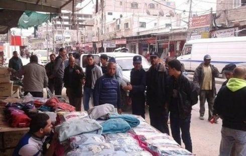 نقاط تسوق مؤقتة للخضروات والفواكه في مدينة رفح لمواجهة كورونا