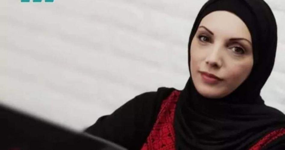 معلمة فلسطينية تفوز ضمن  60 امرأة ملهمة حول العالم