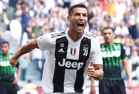 يوفنتوس يفكر في بيع النجم رونالدو لبرشلونة.. والسبب!!