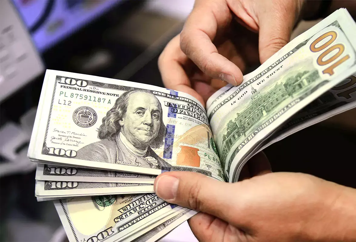 انخفاض جديد في سعر الدولار مقابل الشيكل