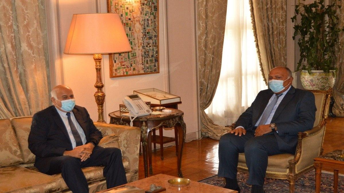 تفاصيل لقاء الرجوب مع وزير الخارجية المصري في القاهرة