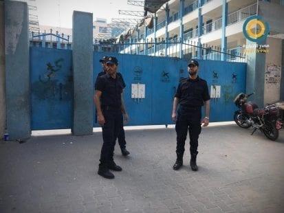 صور| سقوط صاروخ من طائرة استطلاع على مدرسة للأونروا غرب غزة