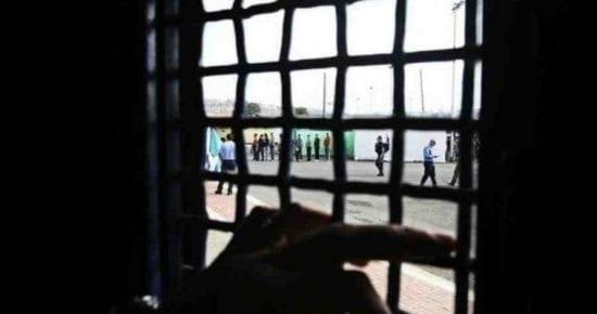 إدارة سجون الاحتلال تستولي على مبالغ "الكنتينا" لعشرة أسرى