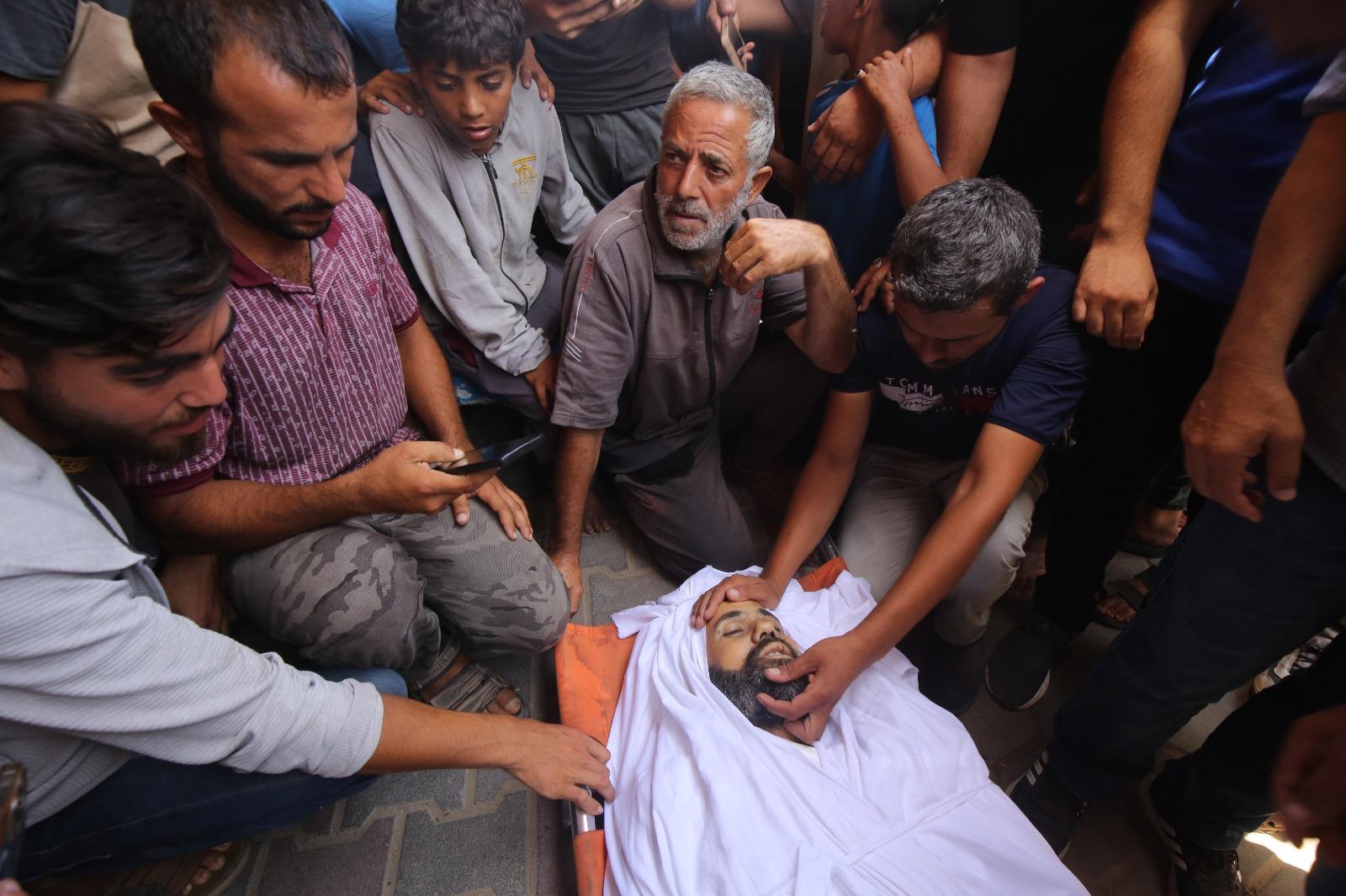الحرب على غزة.. شهداء ومصابين بغارات مكثفة على عدة منازل