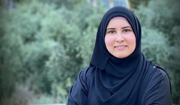 الاحتلال يمدد اعتقال المرابطة سماح محاميد ليوم الأربعاء المقبل