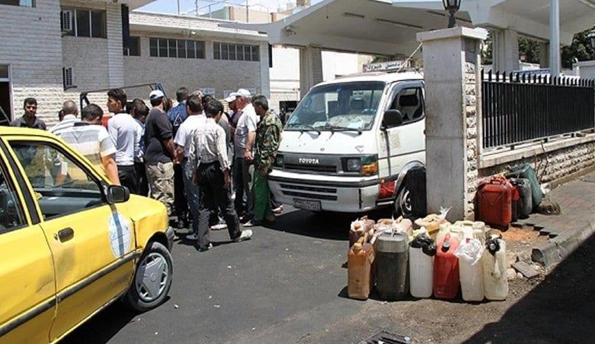 أزمة محروقات في سوريا بسبب تعطل حركة الملاحة بقناة السويس
