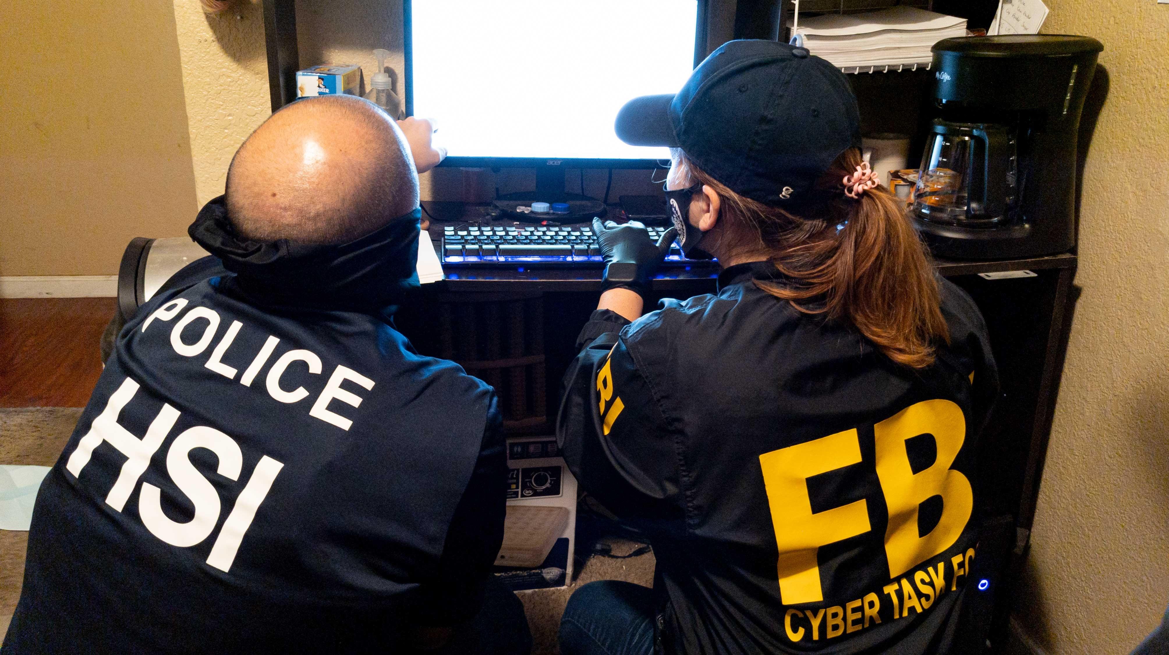 FBI يقر بشراء بيانات مواقع المواطنين الأمريكيين دون إذن قضائي