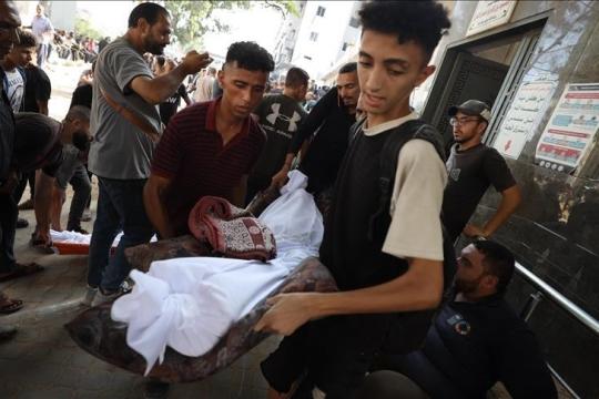 وزارة الصحة: الاحتلال قصف مستشفى الرنتيسي للأطفال 3 مرات بوجود مرضى