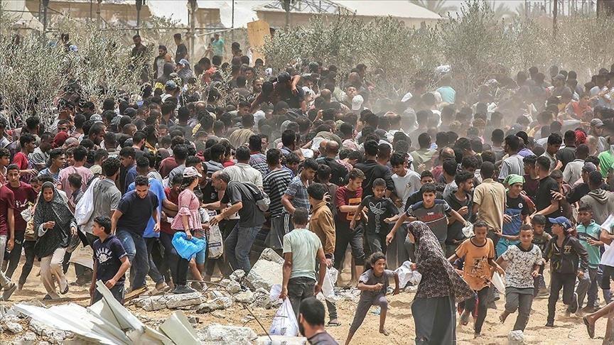 الإعلامي الحكومي: إسرائيل قتلت 102 فلسطينيا بمراكز توزيع المساعدات