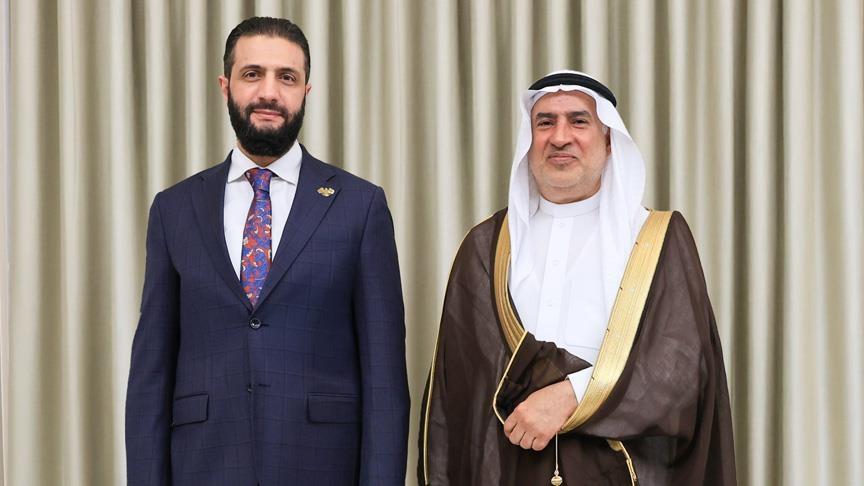 سوريا .. الشرع يستعرض مع مسؤول سعودي آفاق التعاون الاستثماري