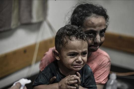 "الصليب الأحمر": نظام الرعاية الصحية بغزة يوشك على الانهيار التام