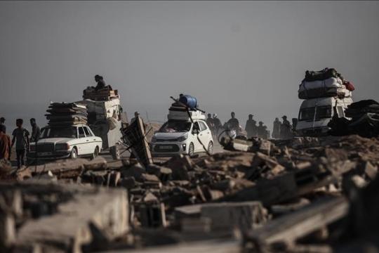 مواقع عبرية: الاحتال يشن حربا نفسية لإجبار الفلسطينيين على ترك غزة