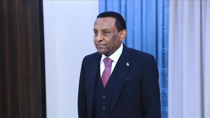 رئيس الوزراء السوداني يوجه بإجلاء رعايا بلاده من إيران