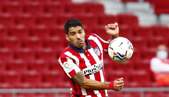 طلب صعب عجَّل برحيل سواريز عن برشلونة