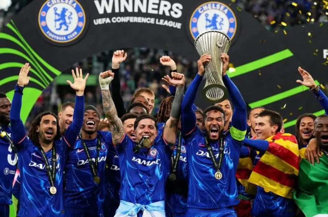 تشيلسي يكتسح بيتيس ويتوج بدوري المؤتمر الأوروبي