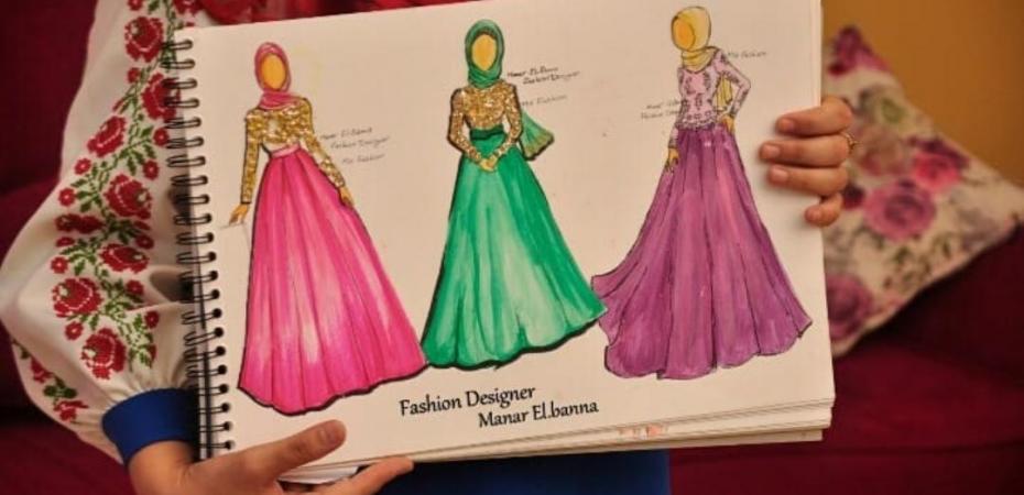 نظرًا لحاجة السوق.. افتتاح وحدتين في مجال تصميم الأزياء بمدارس غزيّة