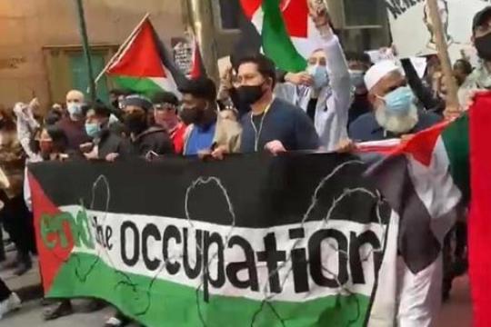 استطلاع أميركي يكشف تزايد المعارضة لدعم إسرائيل العسكري وتصاعد التعاطف مع الفلسطينيين