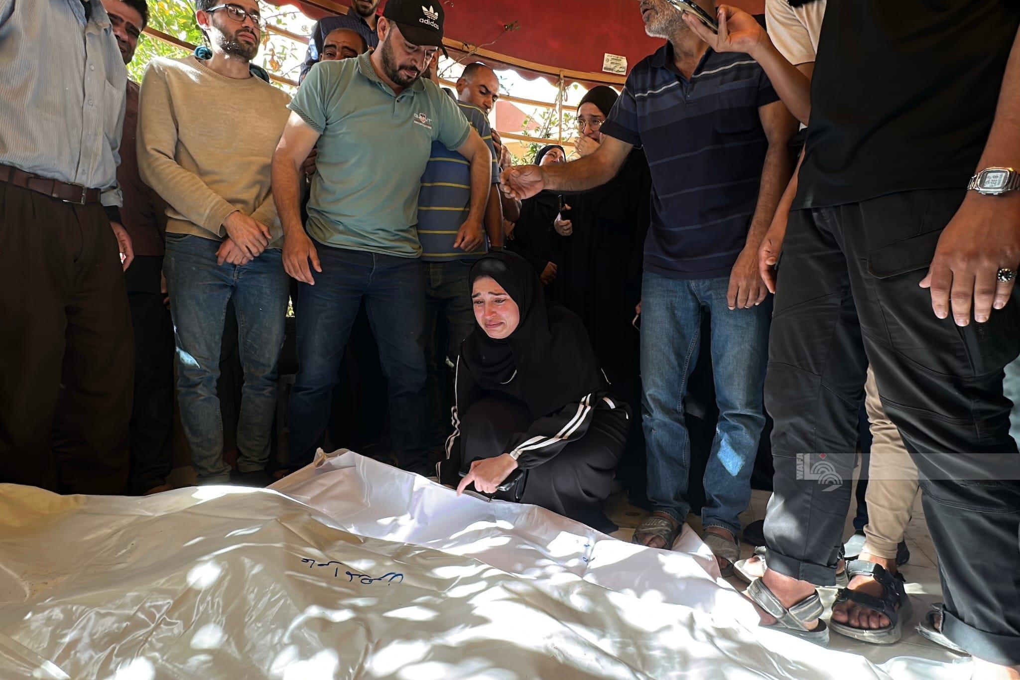 52 شهيدا منذ الفجر: استشهاد 5 مواطنين في غارة للاحتلال على دير البلح