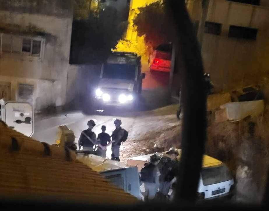 قوات الاحتلال تشن حملة دهم واعتقالات بالضفة والقدس المحتلتين