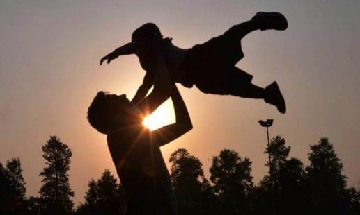 يوم الأب العالمي .. ما قصته ومن أين جاءت فكرته؟