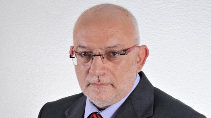 كاتب ومحلل "إسرائيلي " يشن هجومًا لاذعًا ضد جبريل الرجوب